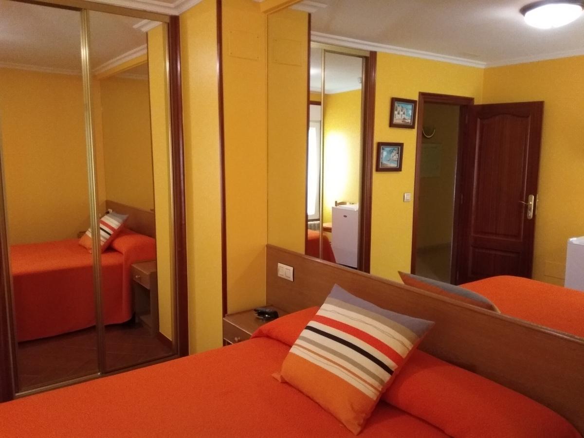 Hostal Residencia Bahia Ласе Екстериор снимка