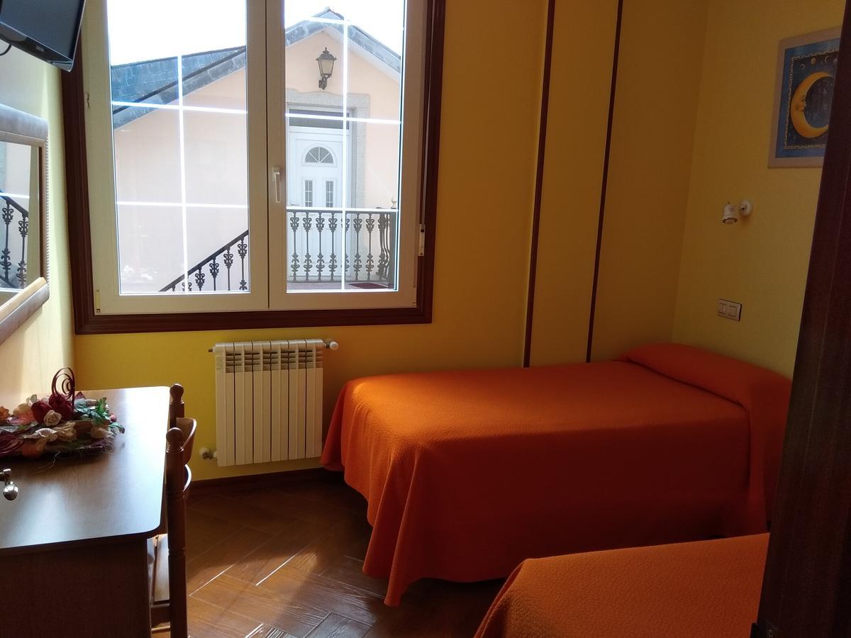 Hostal Residencia Bahia Ласе Екстериор снимка